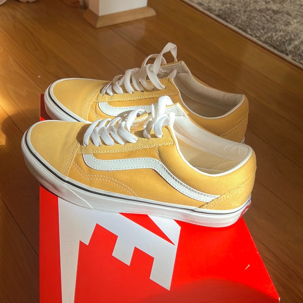 OLD SKOOL VANS